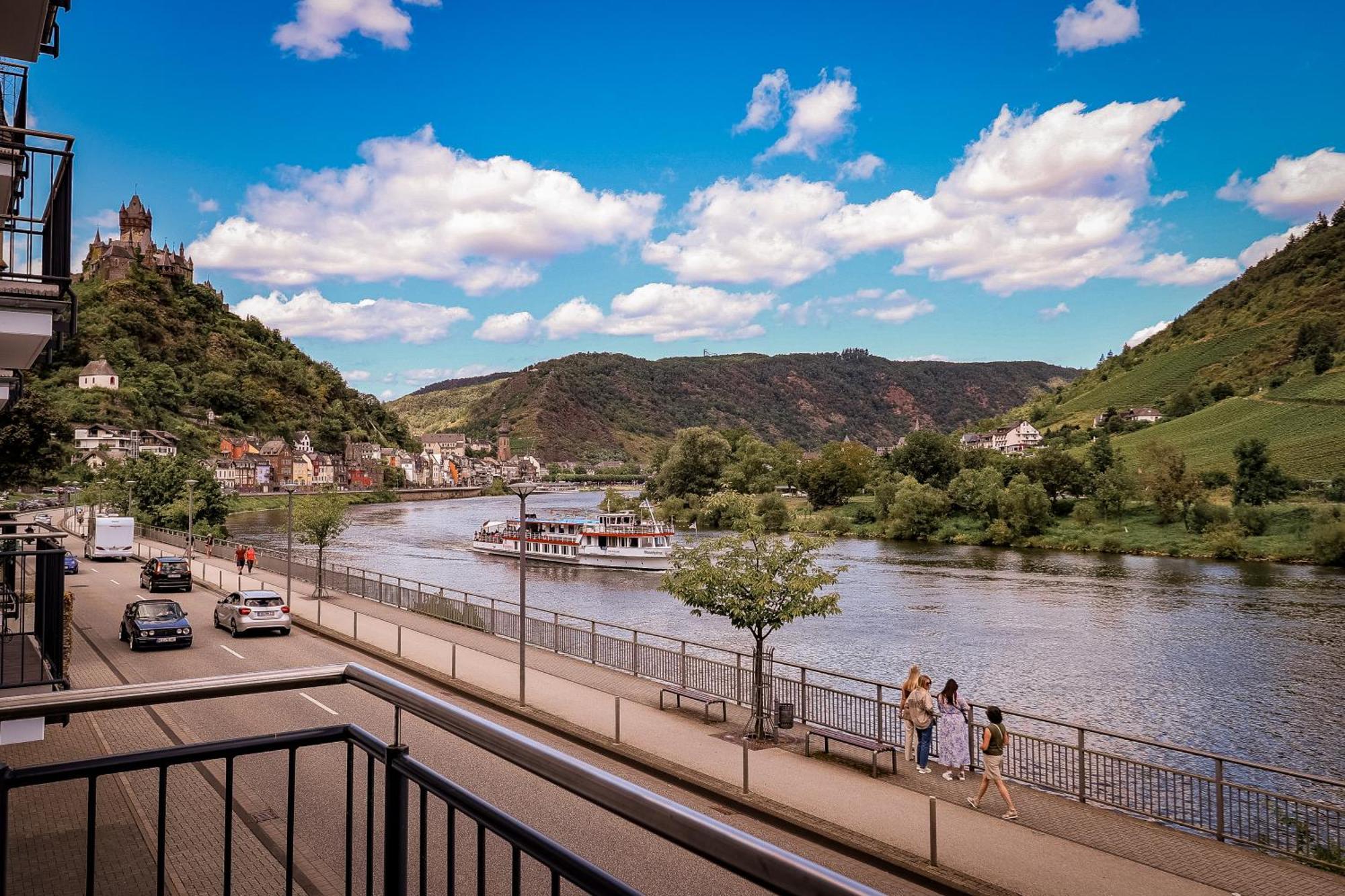 Moselpromenade Villa Moselufer, Panorama & Burg Cochem Blick, Netflix, Balkon Ngoại thất bức ảnh
